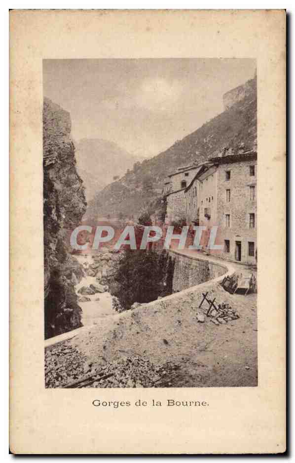 Gorges de la Bourne — vue du canyon avec bâtiments — sans éditeur ni numéro visible - Recto