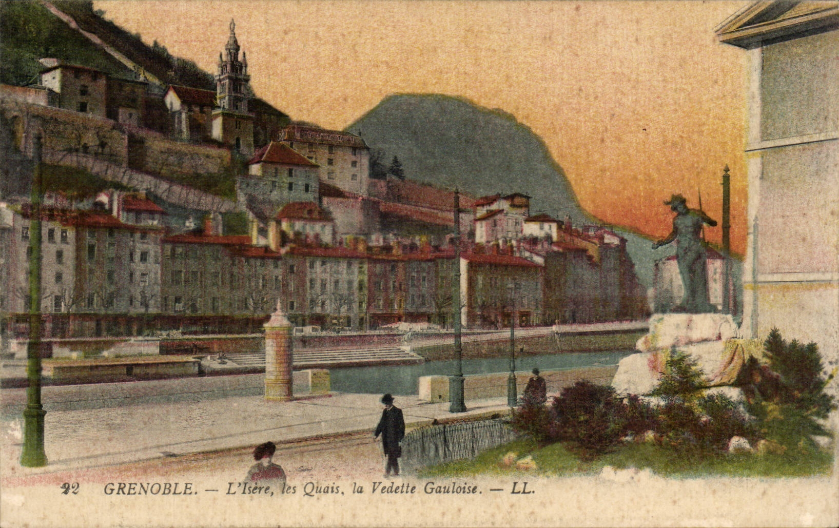 Grenoble — L'Isère, les Quais, la Vedette Gauloise — LL.