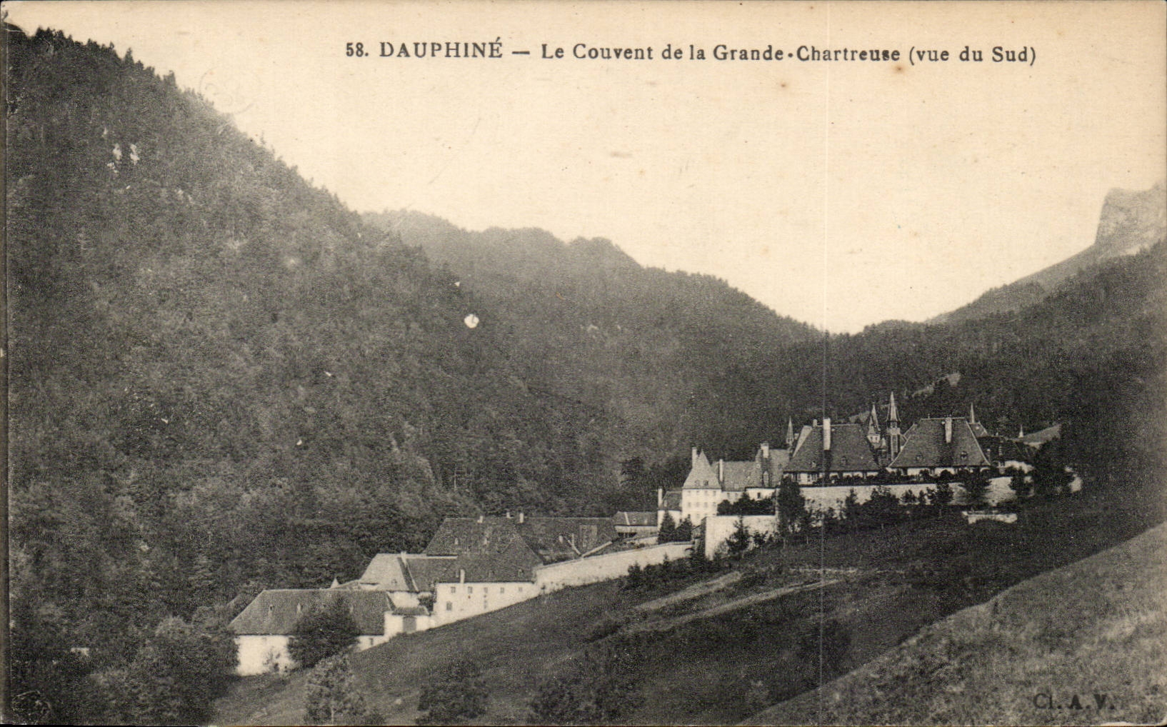 Dauphine CPA Le couvent de la grande chartreuse (vue du sud)