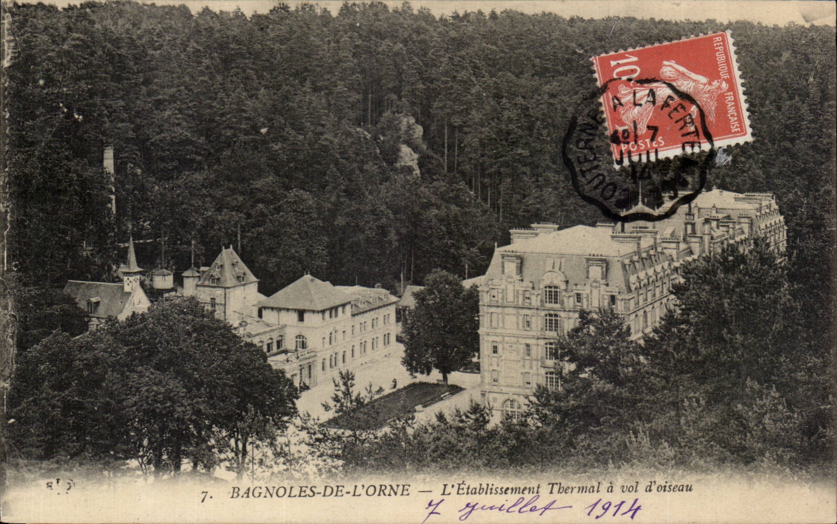 Bagnoles de l'orne CPA L'etablissement thermal a vol d'oiseau