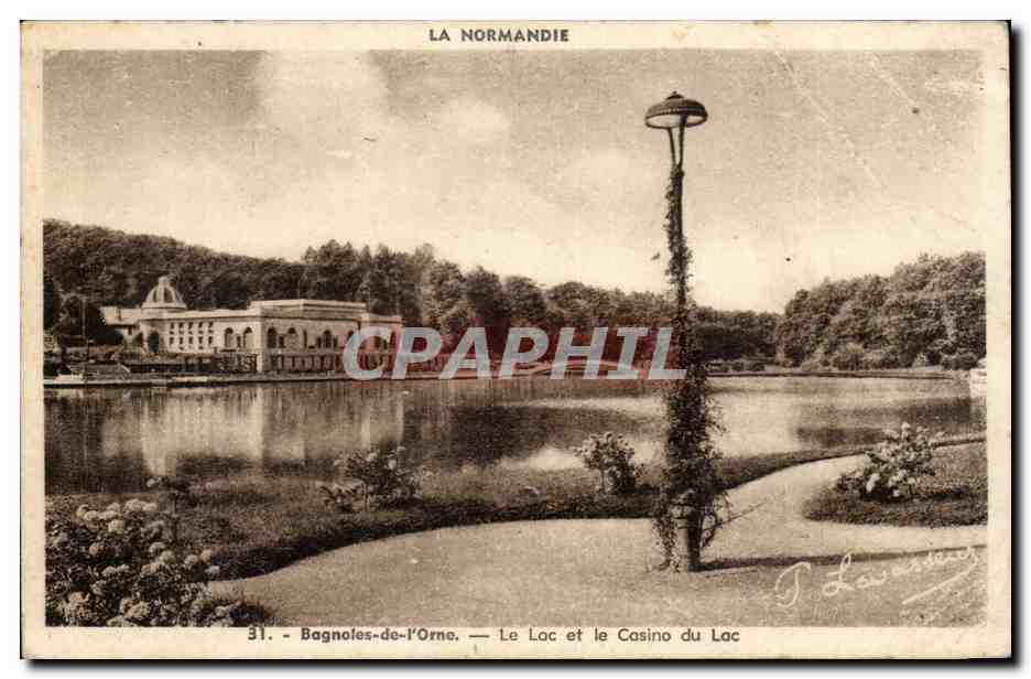 Bagnoles de l'Orne Cartolina d'epoca Il lago e il casinò del lago