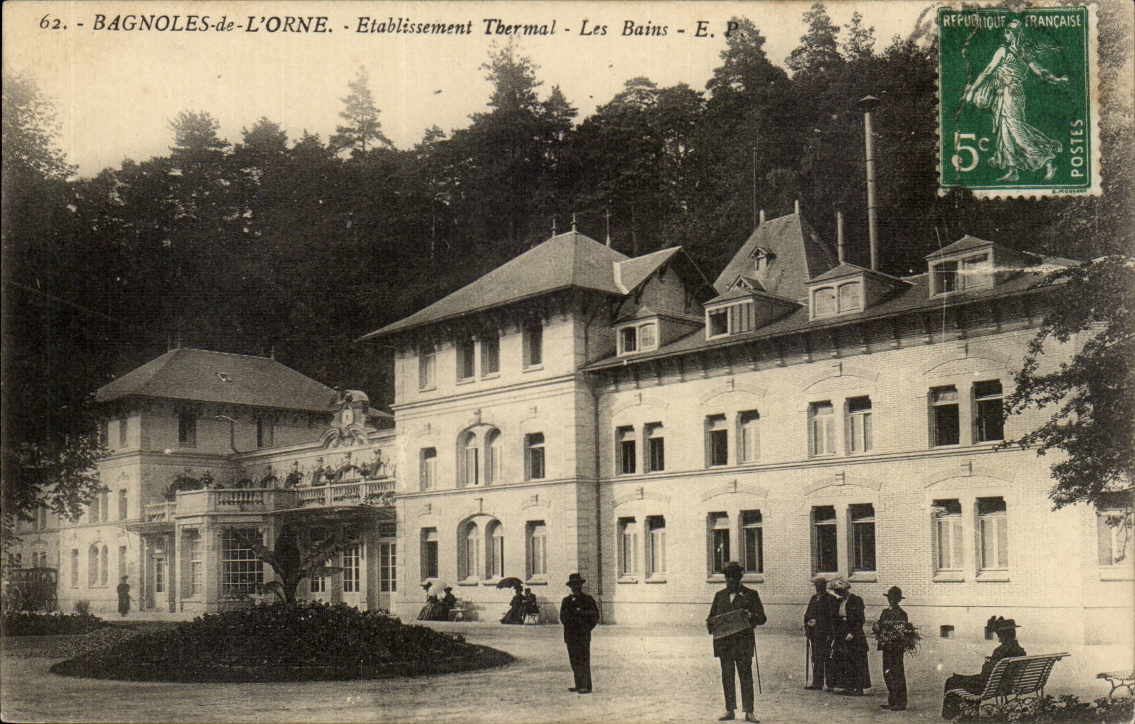 Bagnoles de L'orne CPA Etablissement thermal Les bains