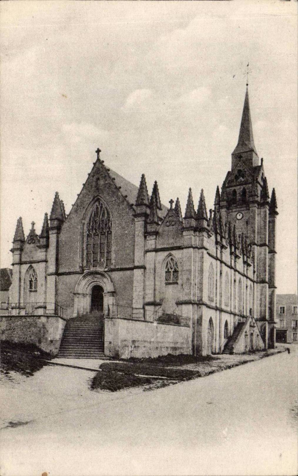 Le Pin la Garenne cPA L'eglise