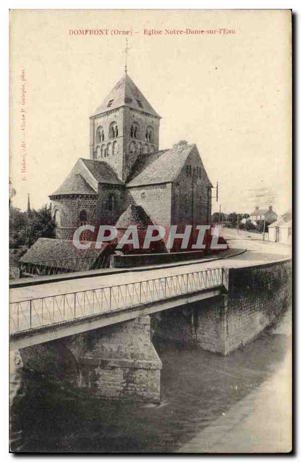 Domfront CPA Eglise Notre Dame sur l'eau