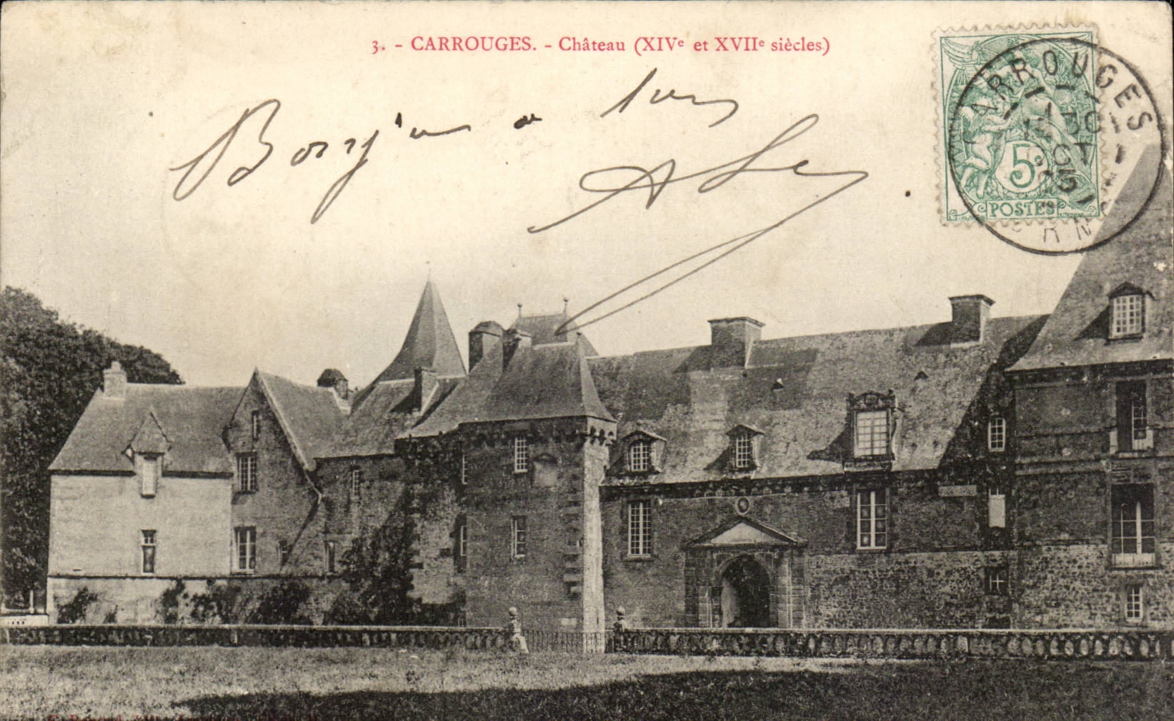 CPA Carrouges Chateau (14 et 17eme)