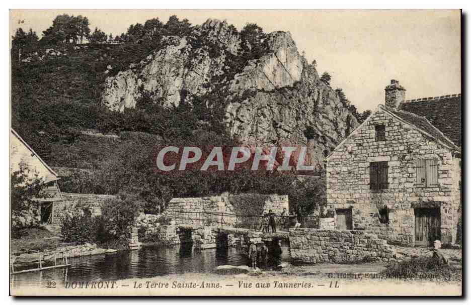 Domfront CPA Le tertre Sainte Anne Vue aux tanneries