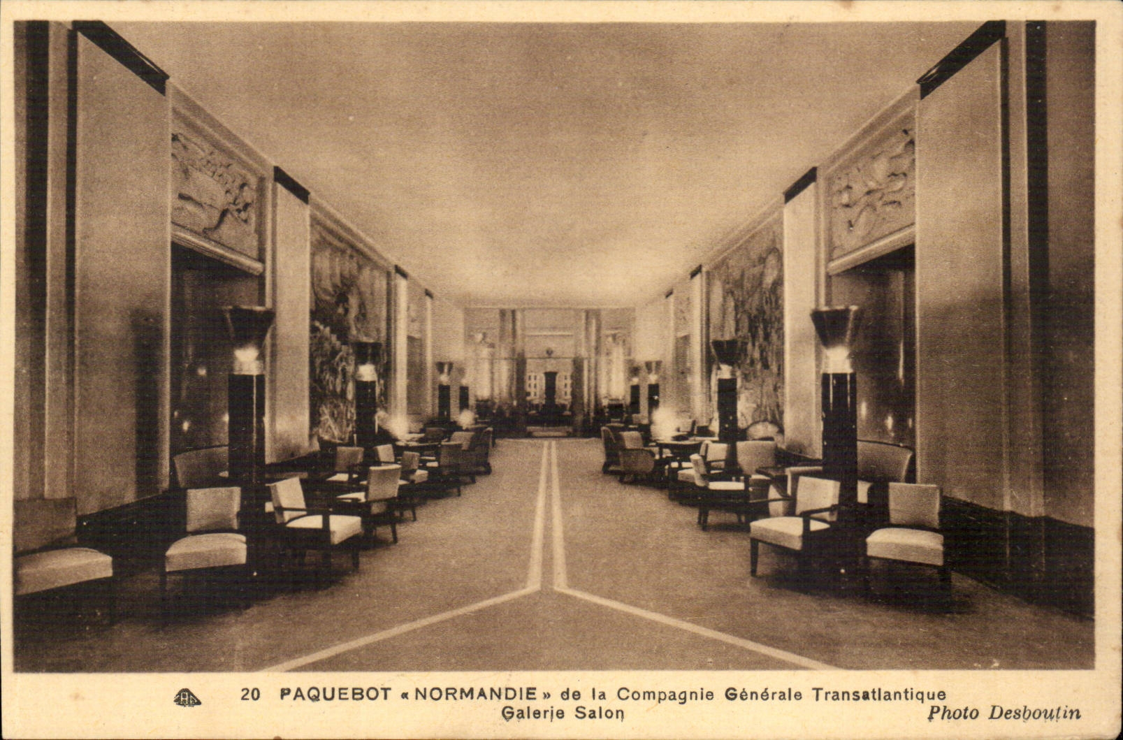 Paquebot « Normandie » — Galerie Salon — Photo Desboulin