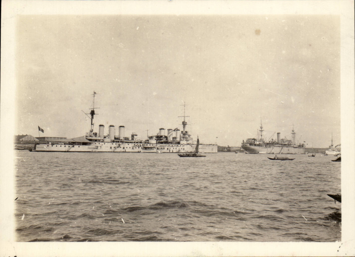CPA CARTE PHOTO Bateau de guerre Cuirasses
