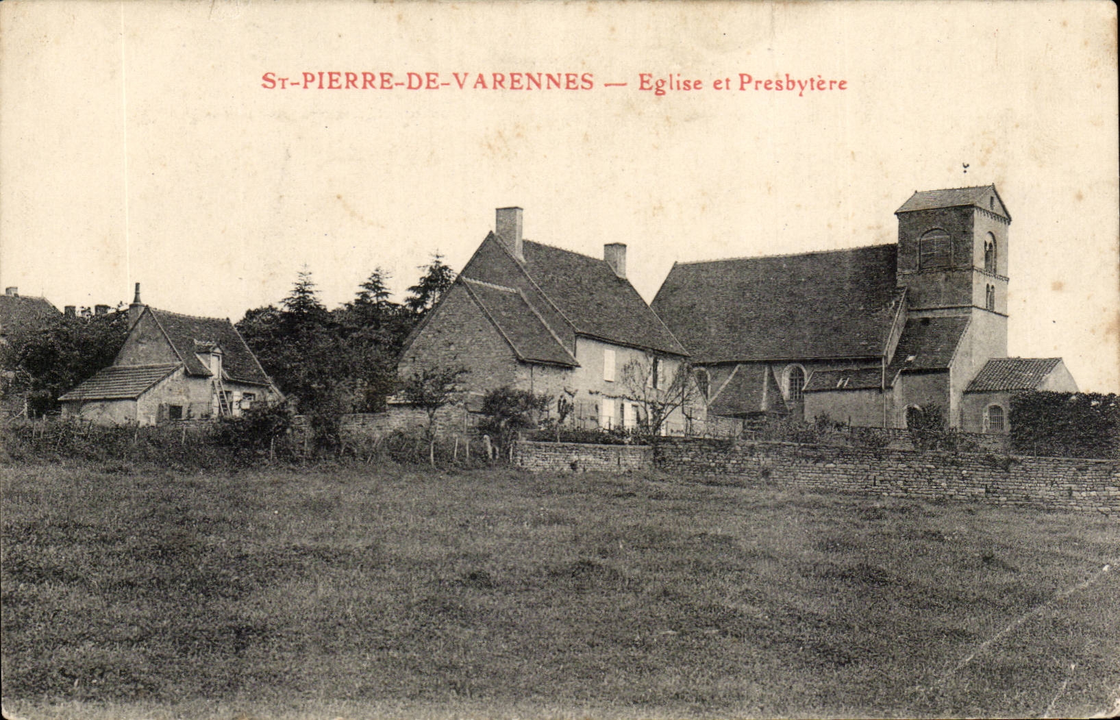 St Pierre de Varennes - Eglise et Presbytere- CPA