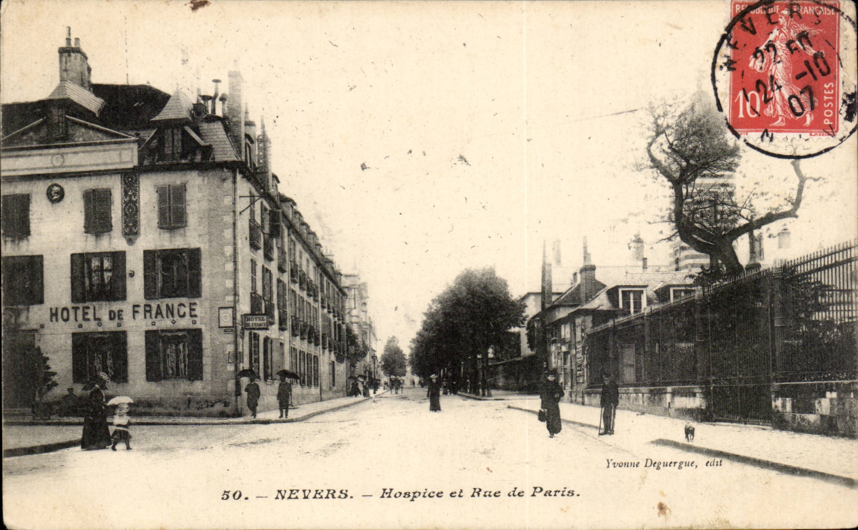 Nevers - Hospice et Rue de Paris - Hotel de France - CPA 