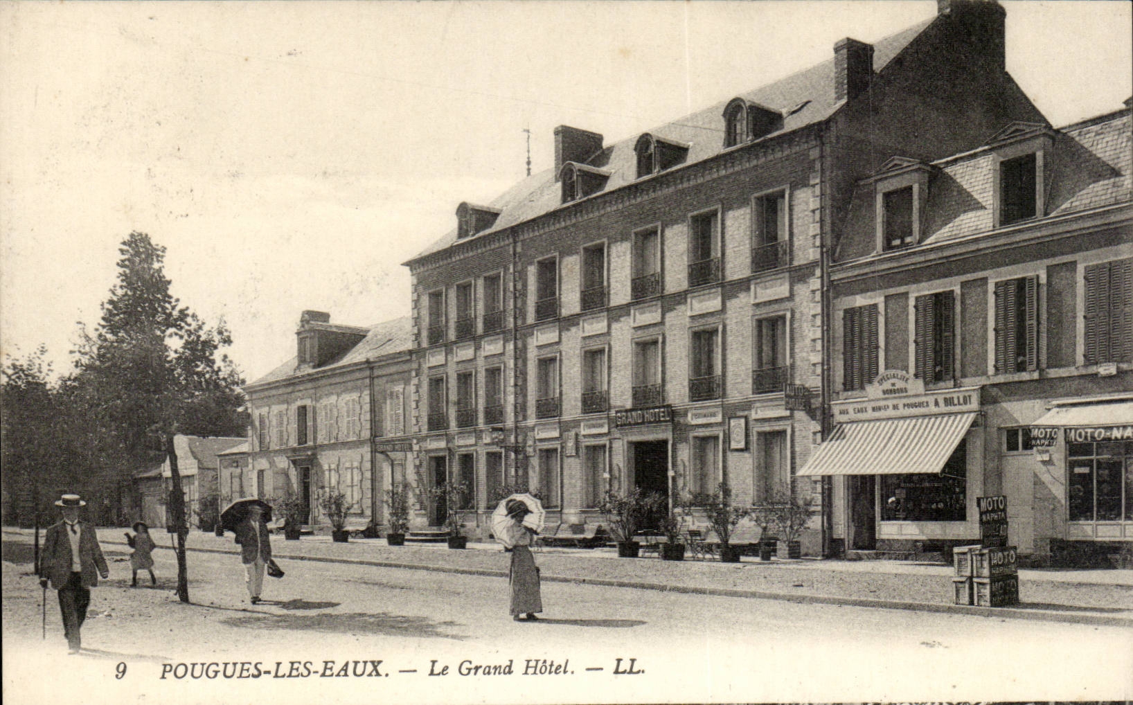 Pougues les Eaux - Le Grand Hotel - CPA 