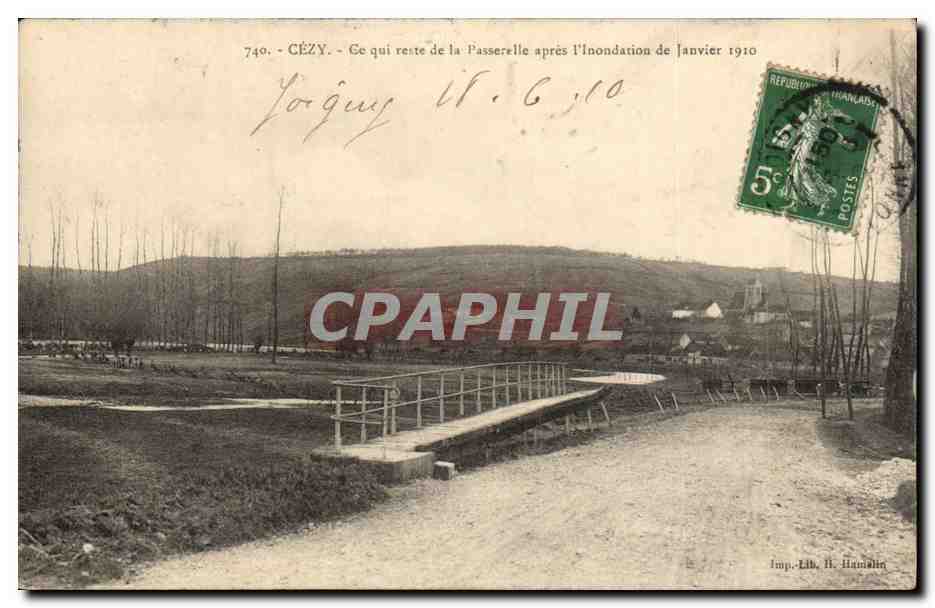 Cézy — Ce qui reste de la Passerelle après l'Inondation de Janvier 1910 — Imp. Lib. H. Hamalain