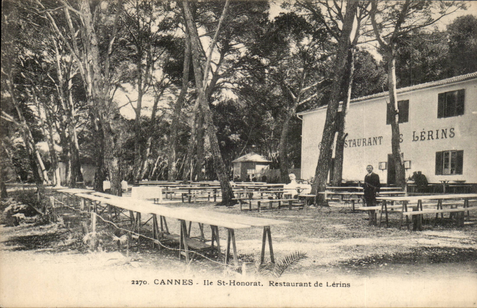 CANNES - Ile St-Honorat. Restaurant de Lérins — éditeur Ateliers de Phototypie Guene, Marseille, n° 2270
