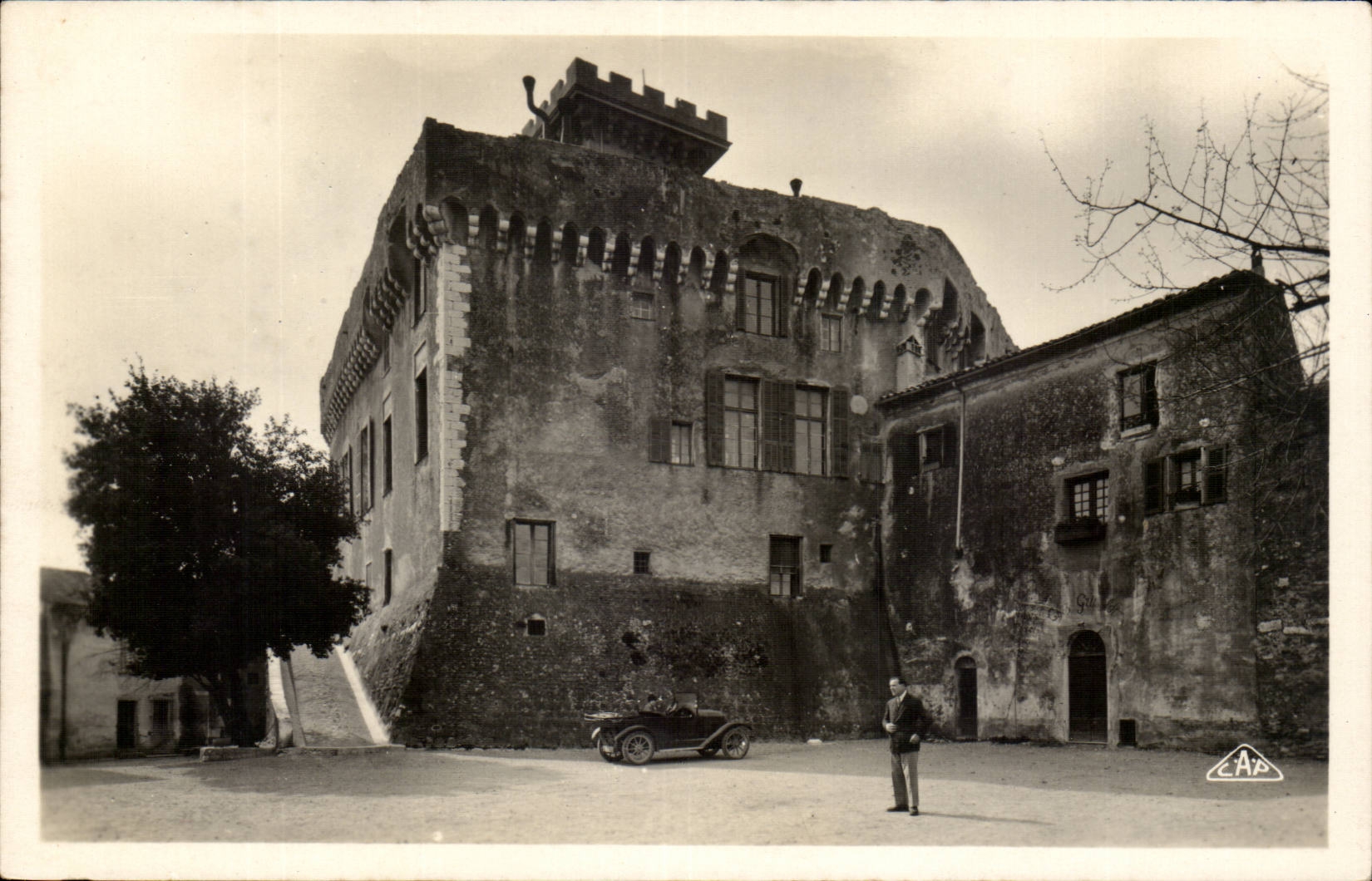 Cagnes sur Mer - Le Chateau - automobile - CPA 