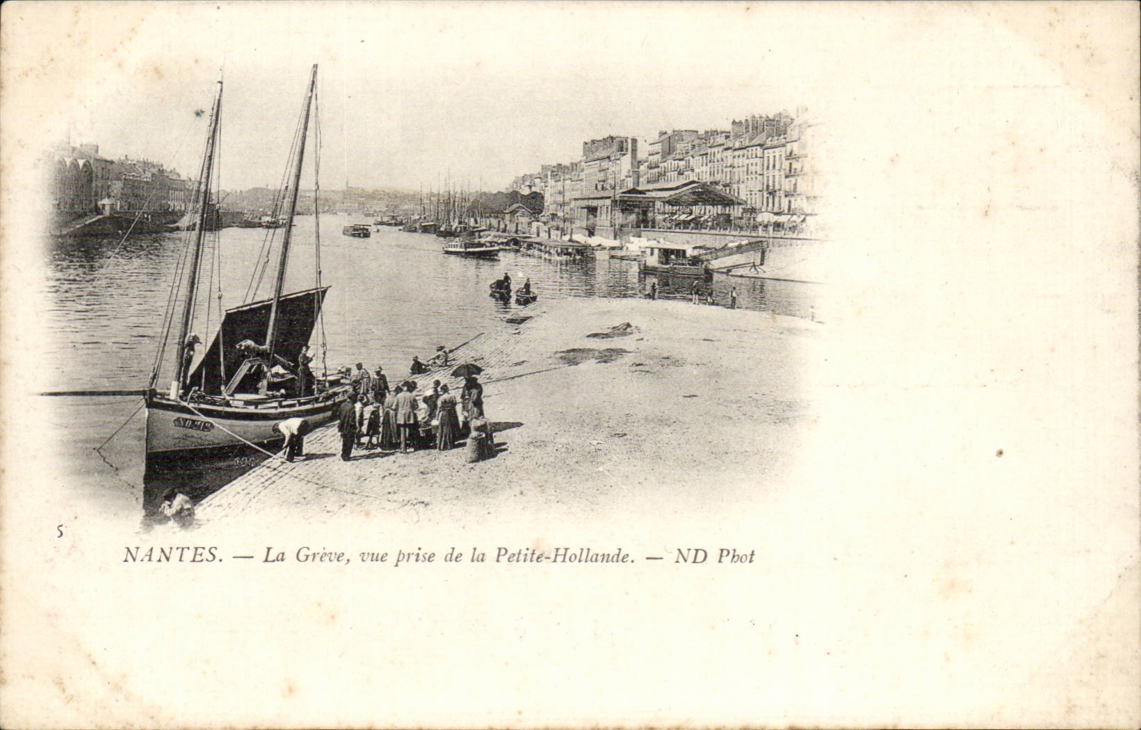 NANTES — The Grève, view taken from the Petite-Hollande — ND Phot