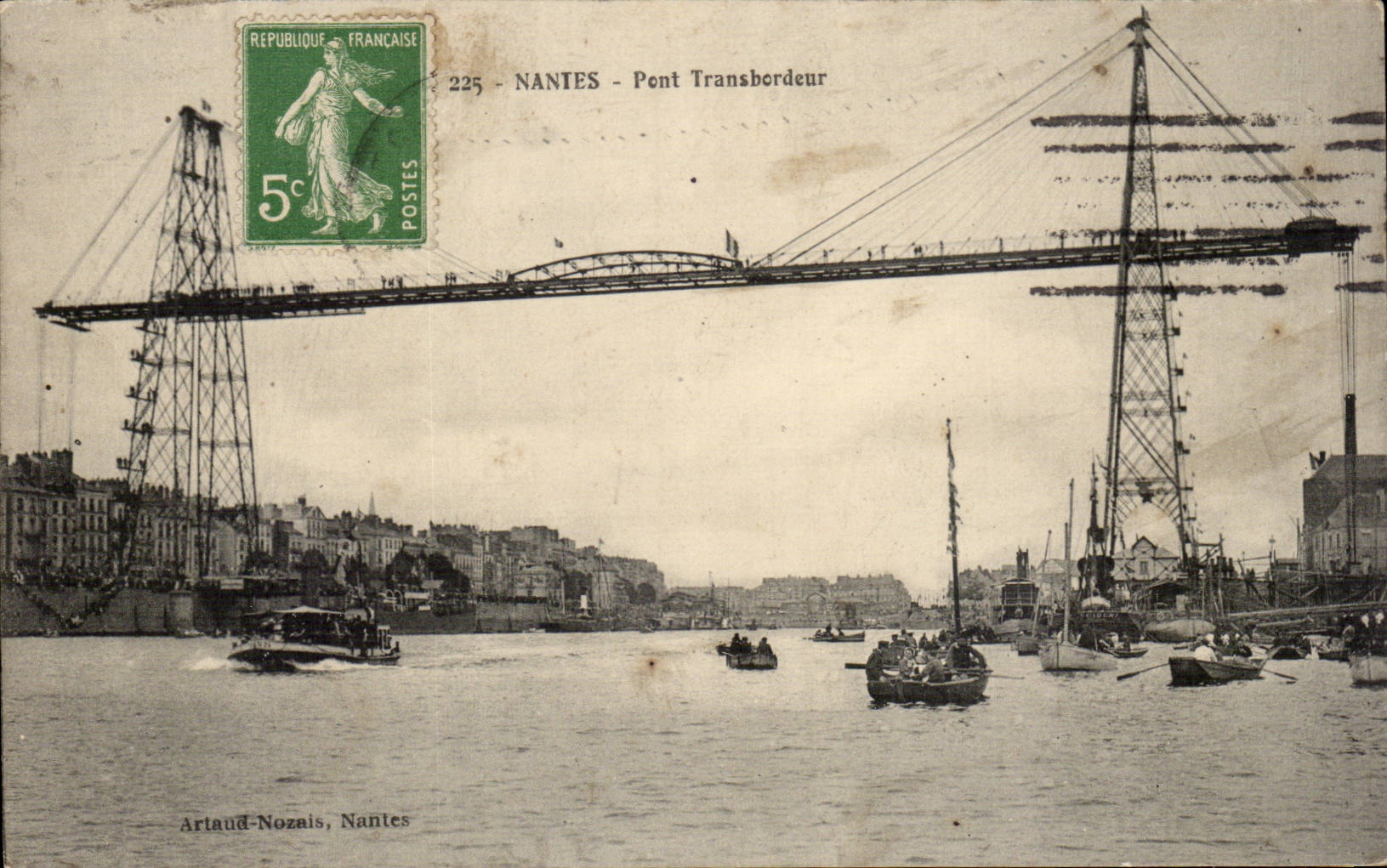NANTES - Pont Transbordeur — vue du pont suspendu et du port — éditeur Artaud-Nozais, Nantes