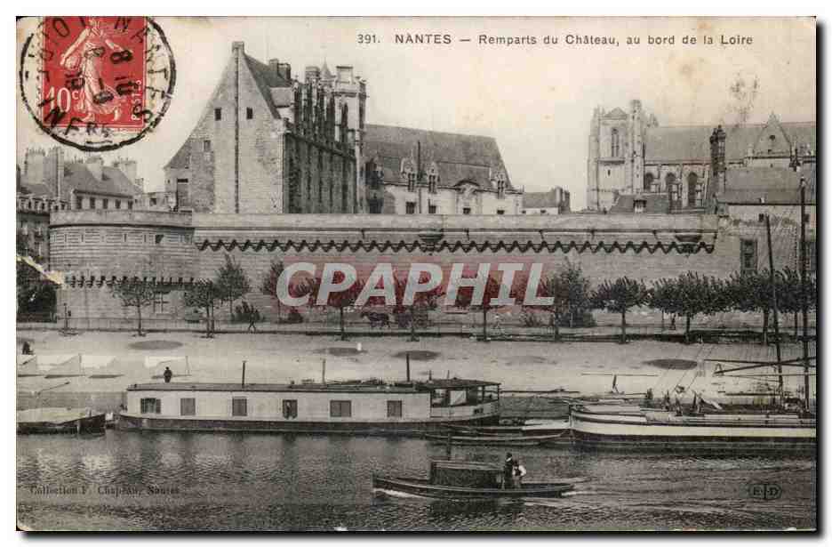 Nantes CPA Remparts du chateau au bord de la Loire