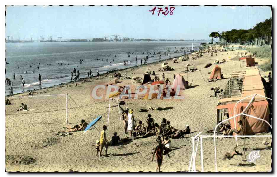 Saint Brevin CPM La plage devant la Duchesse Anne (volley ball volleyball)