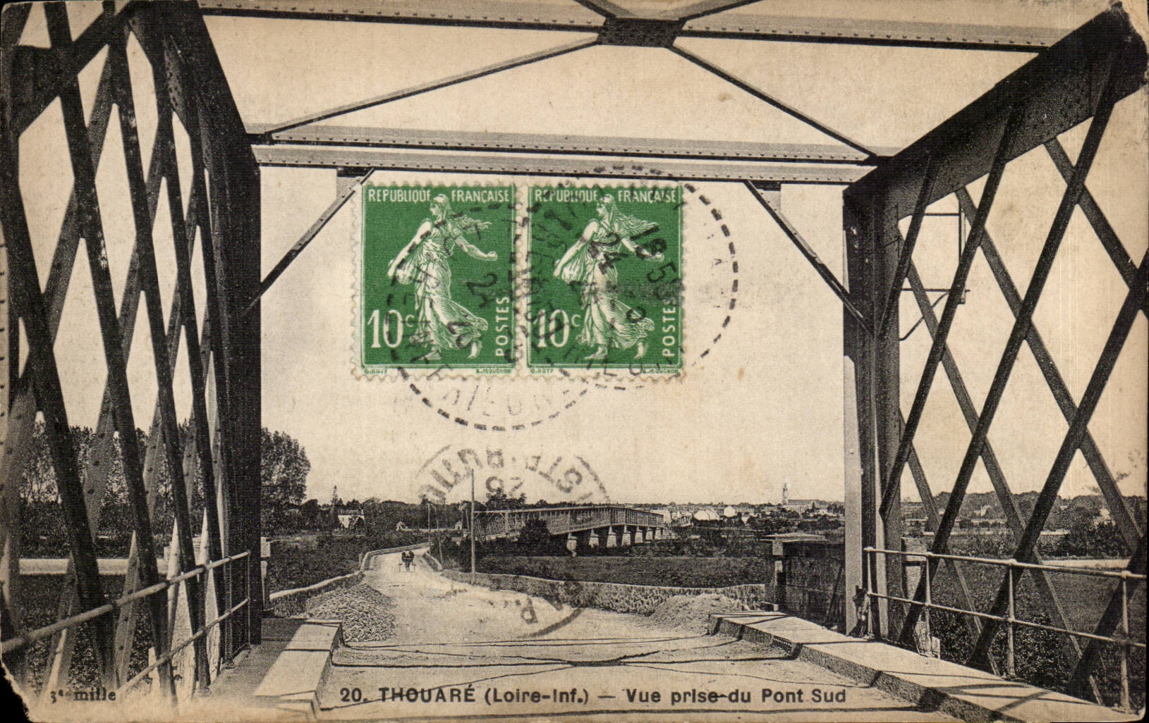 Thouare CPA Vue prise du pont sud