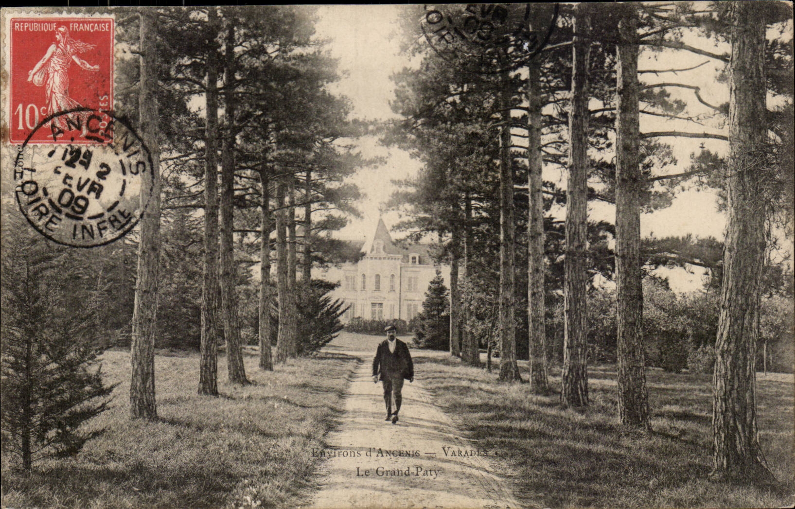 Environs d'Ancenis CPA Varadis Le grand paty