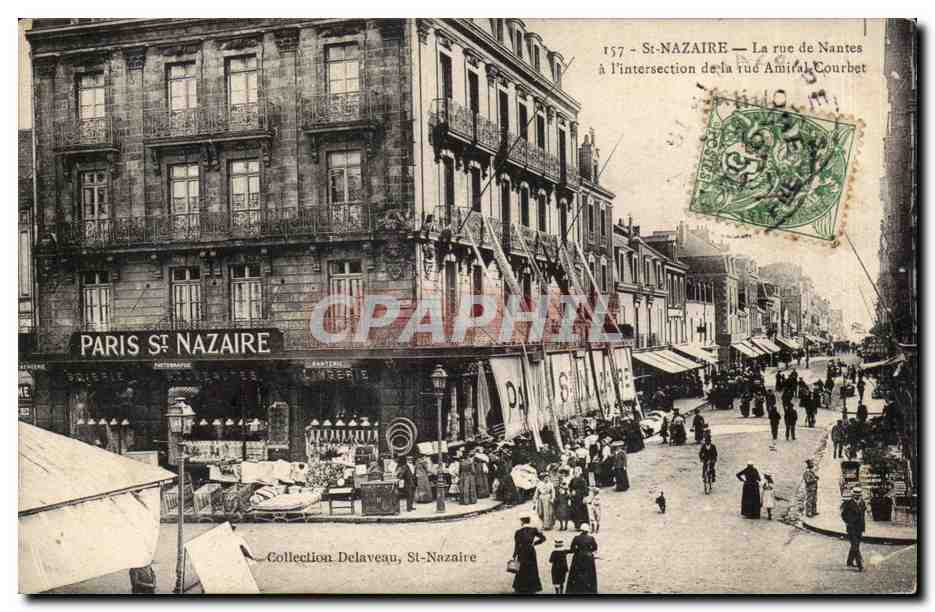 Saint Nazaire CPA La rue de Nantes a l'intersection de la rue Amiral Courbet