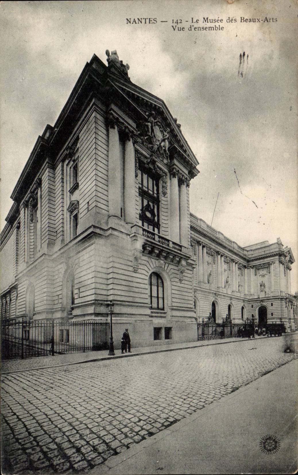 Nantes CPA Le musee des Beaux Arts Vue d'ensemble