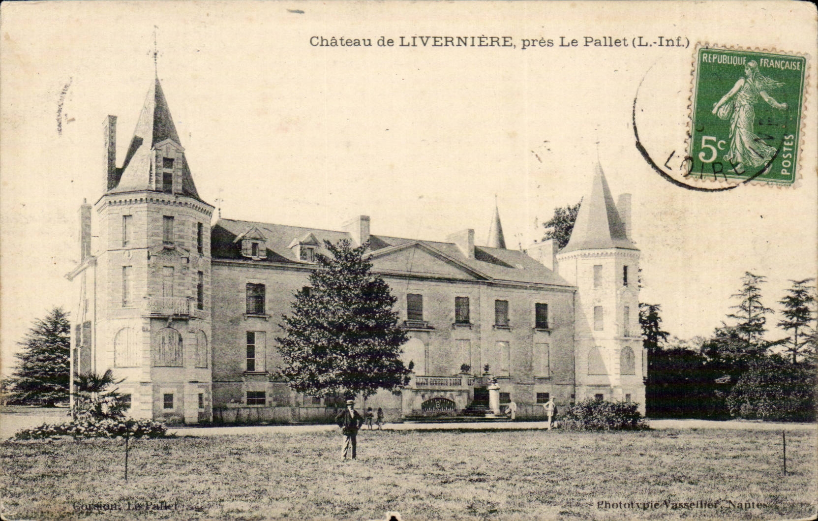 Chateau de Liverniere CPA Pres le Pallet