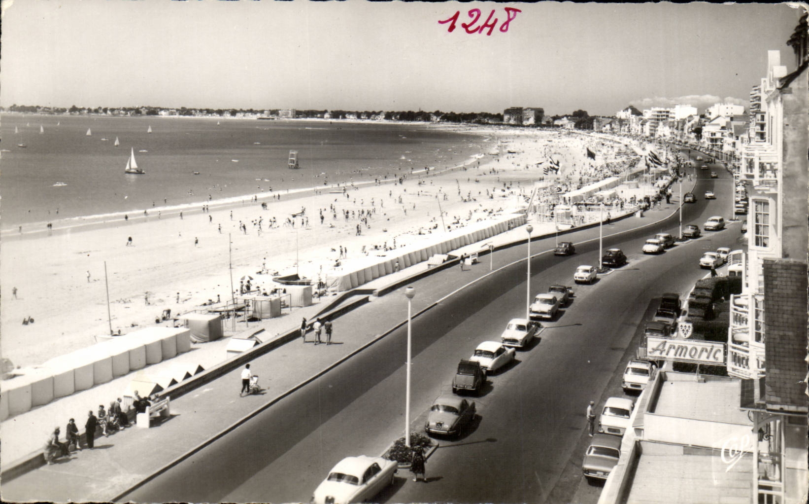 La Baule CPA La plage vers le Pouliguen