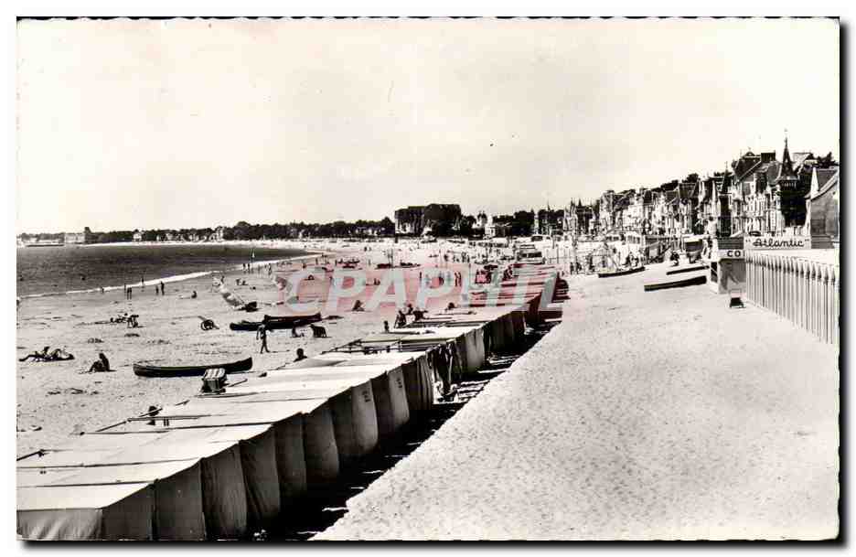 La Baule CPA Vue generale de la plage vers le casino