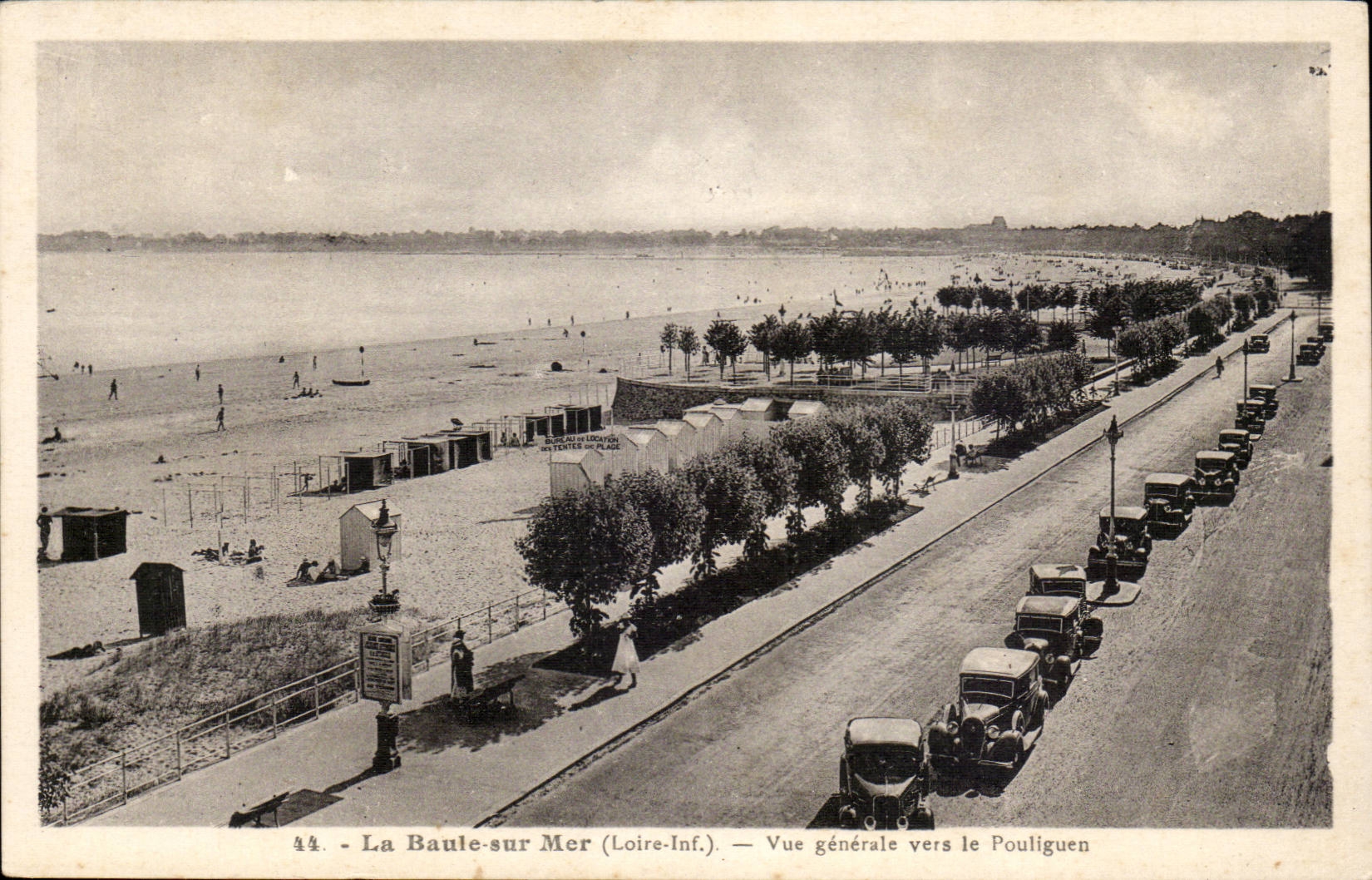 La Baule CPA Vue generale vers le Pouliguen