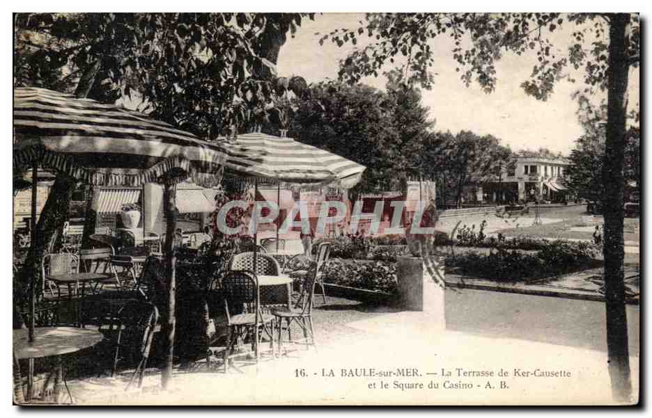 La Baule CPA La terrasse de Ker Causette et le square du casino
