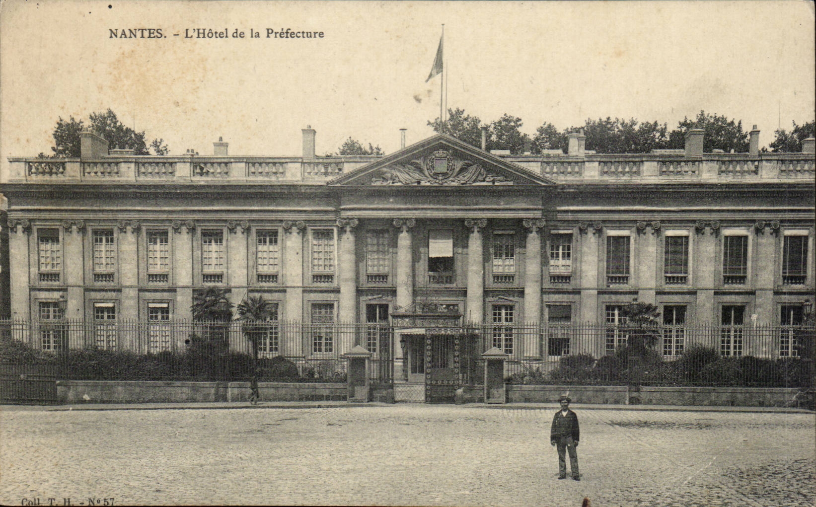 CPA Nantes CPA L'hotel de la Prefecture