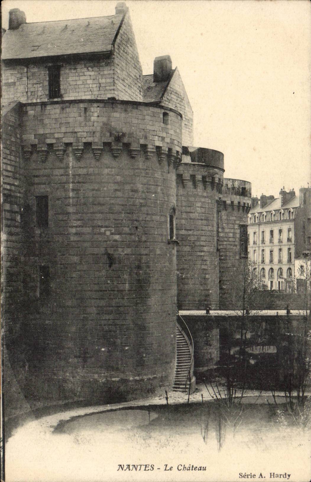 CPA Nantes Le chateau
