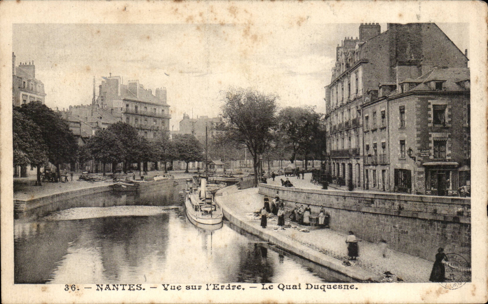 Nantes CPA Vue sur l'Erdre Le quai Duquesne