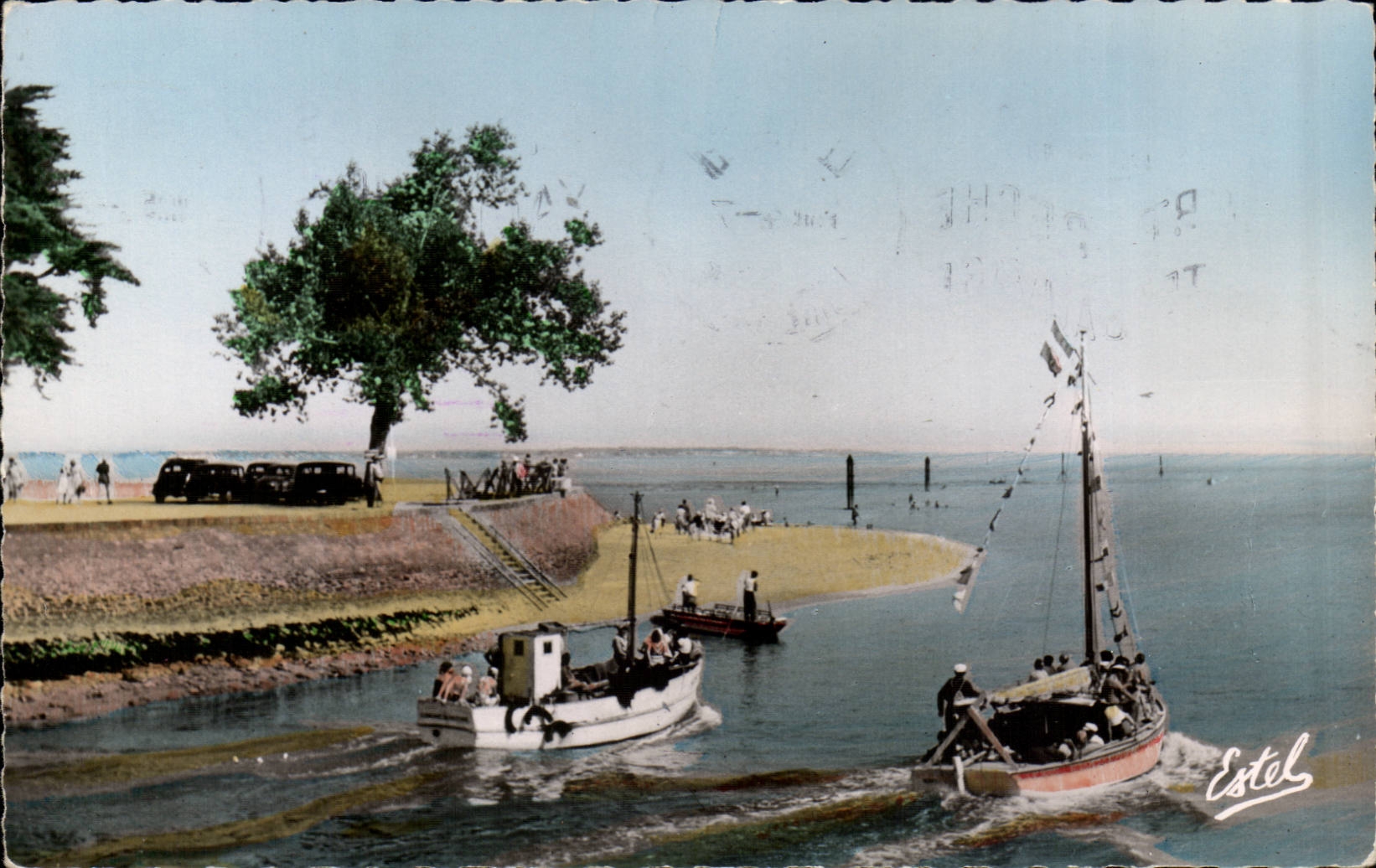 Le Pouliguen CPM La sortie du port