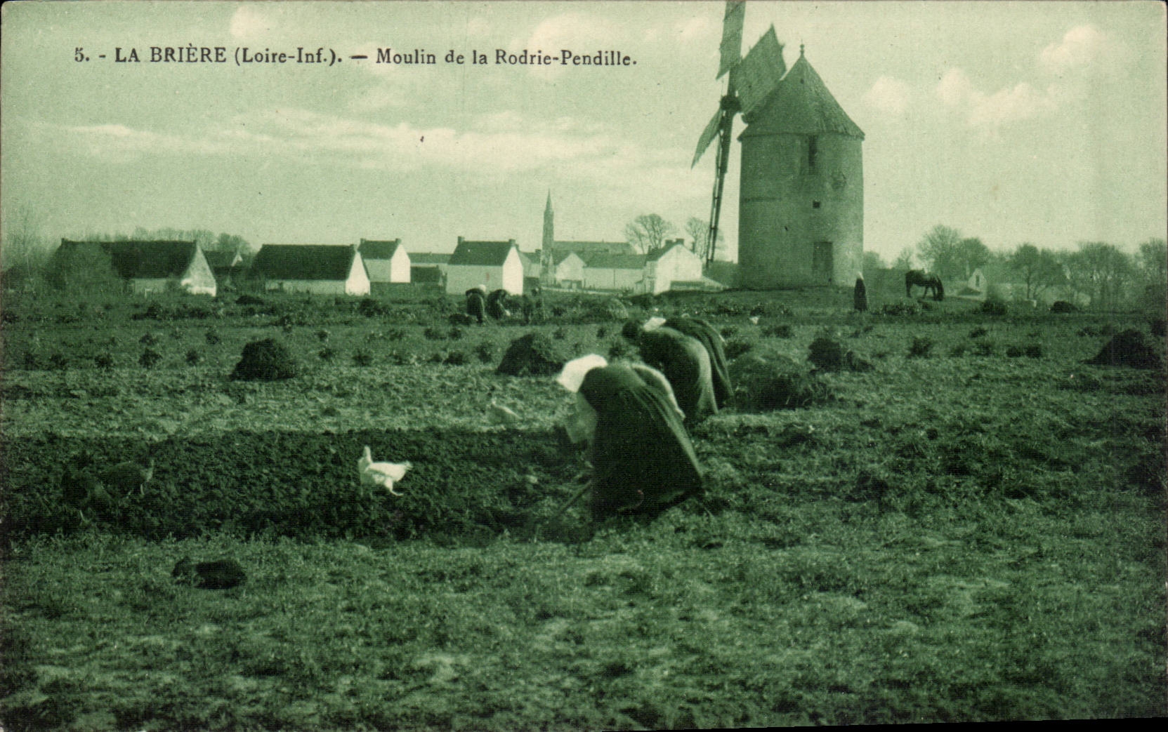 CPA La Briere Moulin de la rodrie Pendille