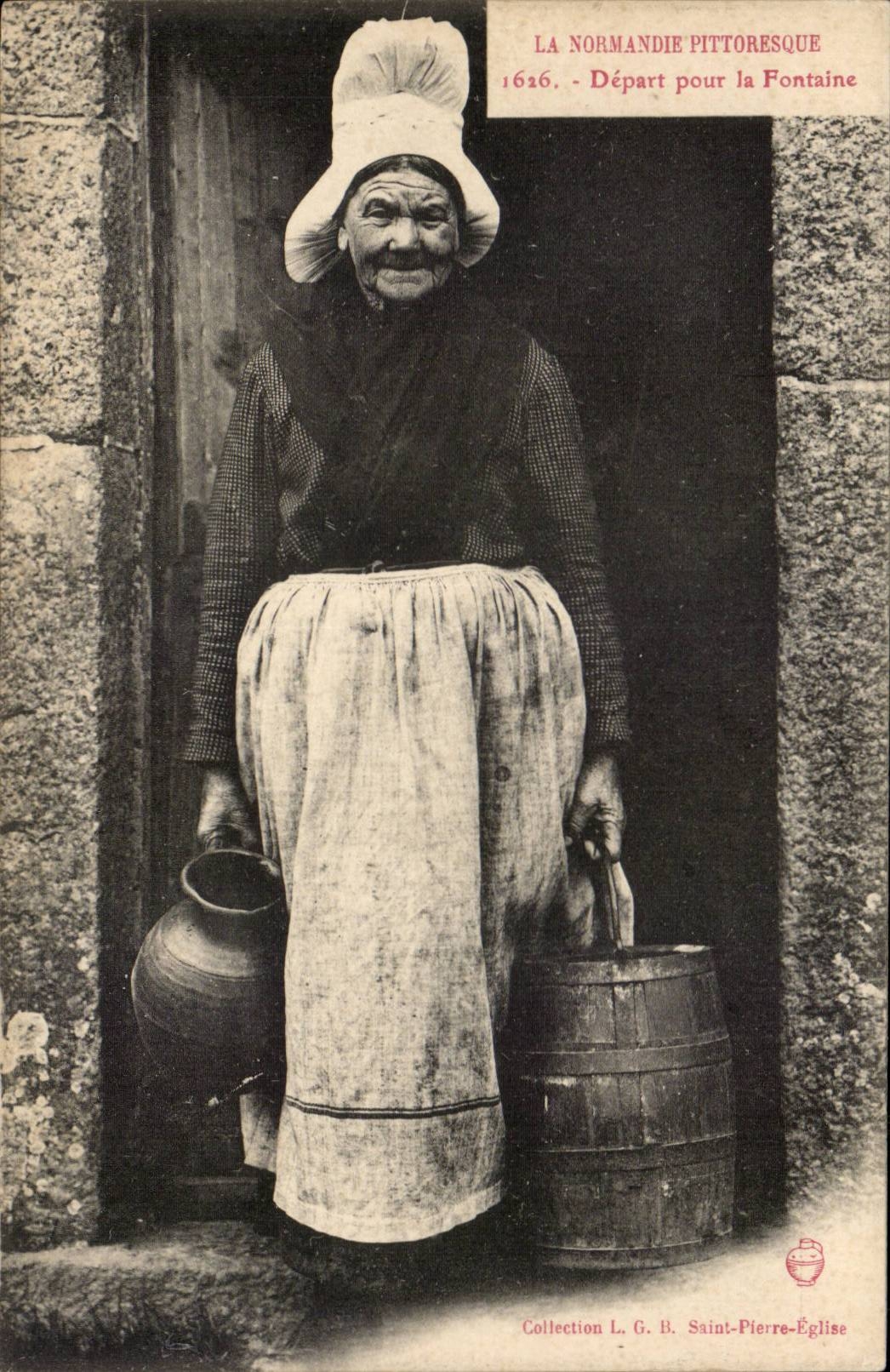 Une femme normande — Départ pour la Fontaine — Collection L. G. B. Saint-Pierre-Église