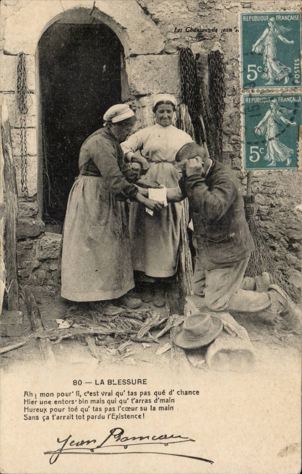 CPA La blessure Jean Rameau (folklore coiffe costume enfant)