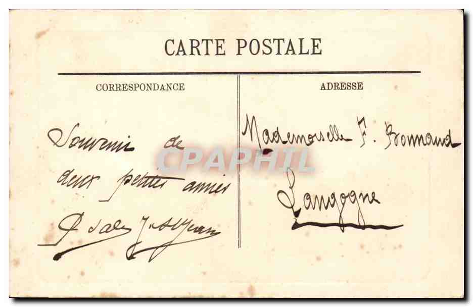 CPA Types d'Auvergne le depart du pays (folklore coiffe costume) — Verso