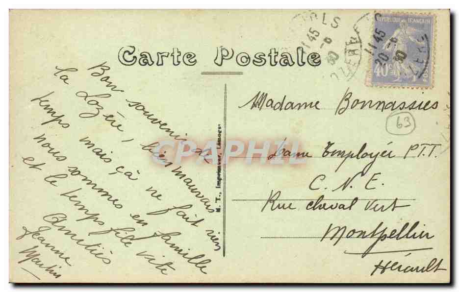 CPA Types d'Auvergne Une Auvergnate Costume de fete (folklore coiffe costume) — Verso