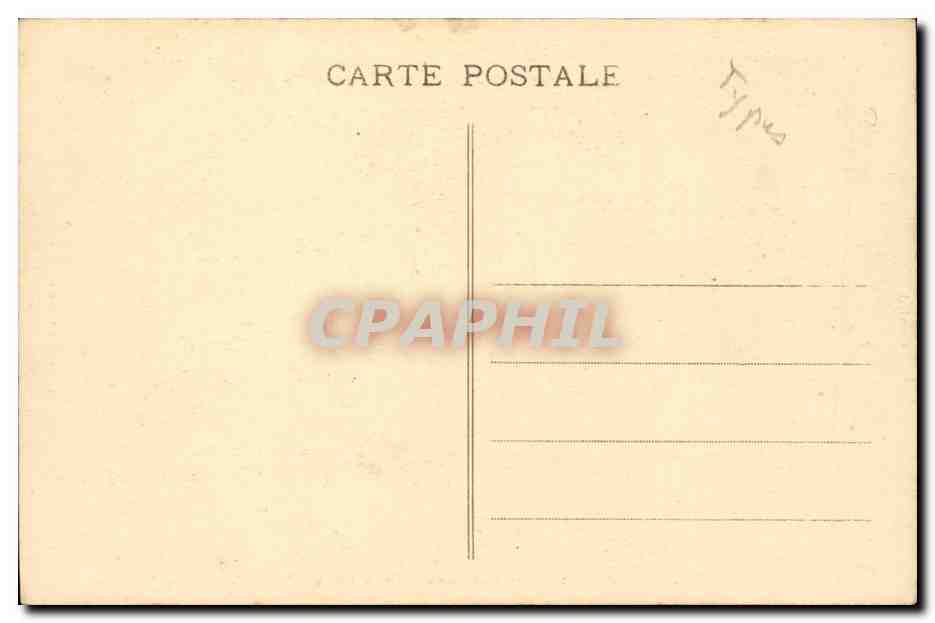 CPA Auvergne Fileuse auvergnate Cantal (folklore coiffe costume) — Verso