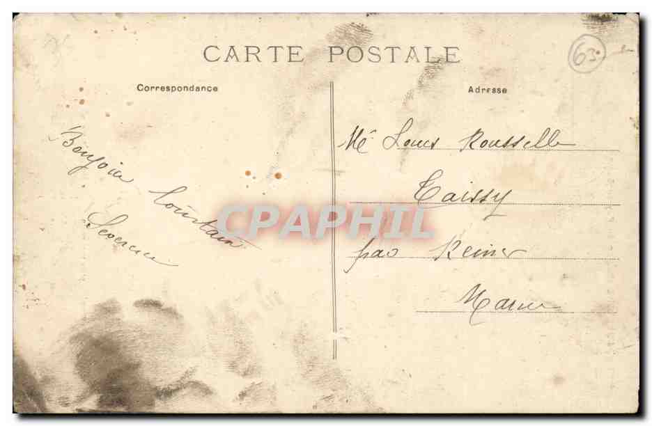CPA Auvergne Jeune femme (folklore coiffe costume) — Verso