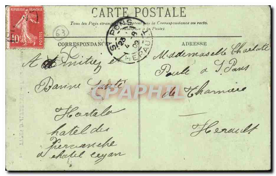 CPA Auvergne Vieille paysanne (folklore coiffe costume) — Verso
