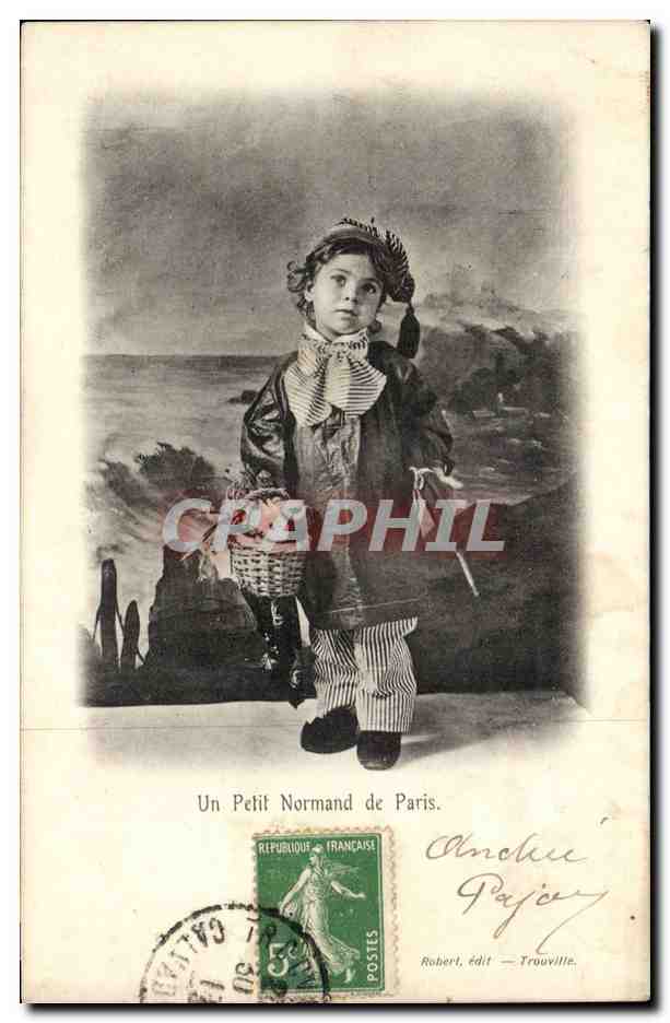 Auvergne CPA Un petit normand a Paris (folklore costume danse)