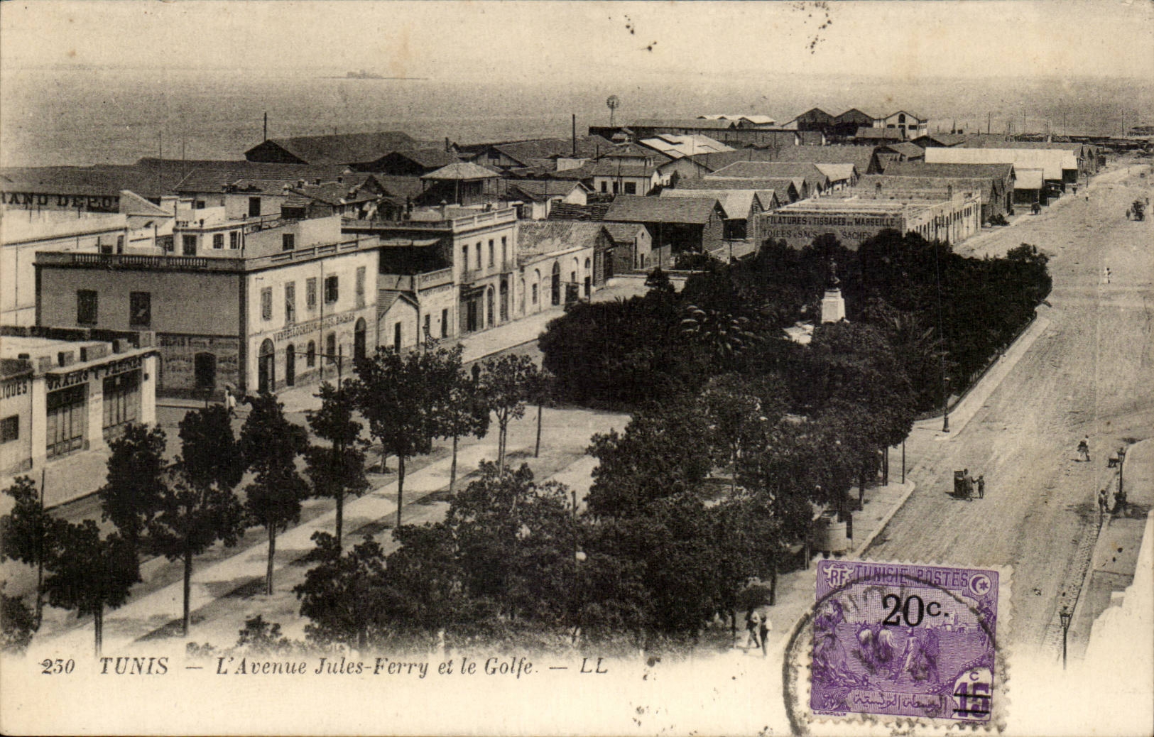 Tunisie CPA Tunis L'avenue Jules Ferry et le golfe
