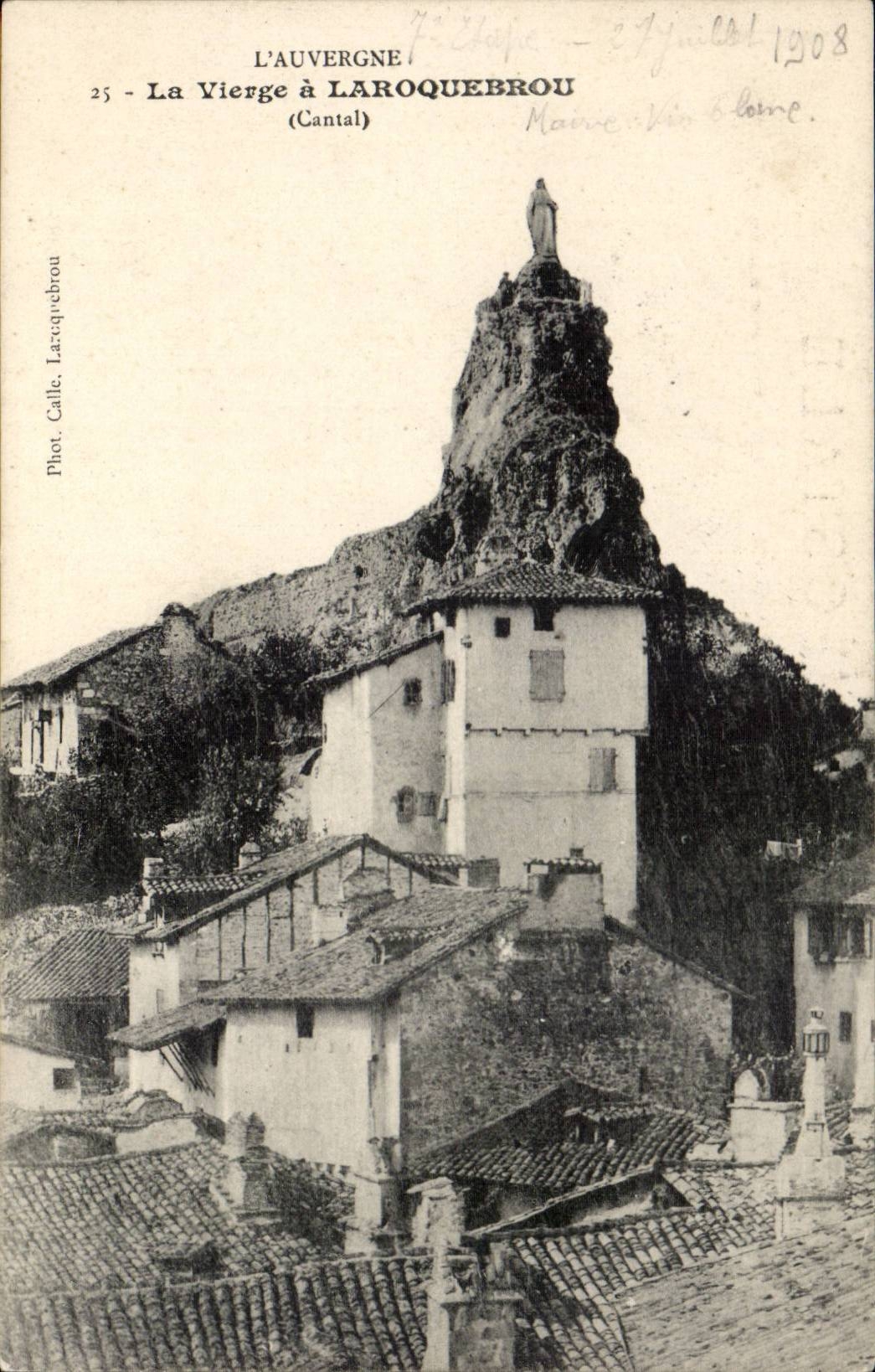 La Vierge à Laroquebrou — (Cantal) — Phot. Calle, Laroquebrou