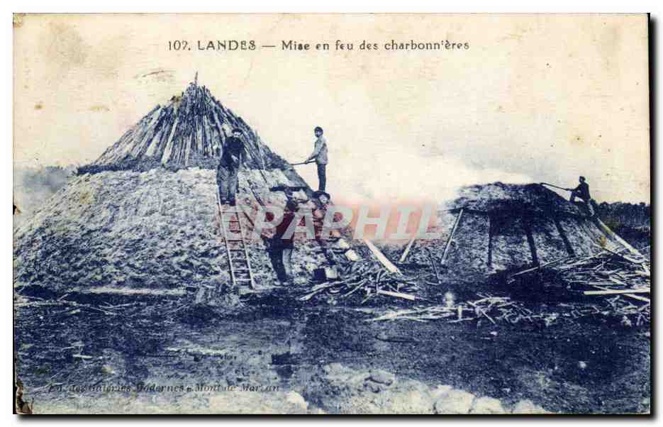 CPA Landes Mise en feu des charbonnieres