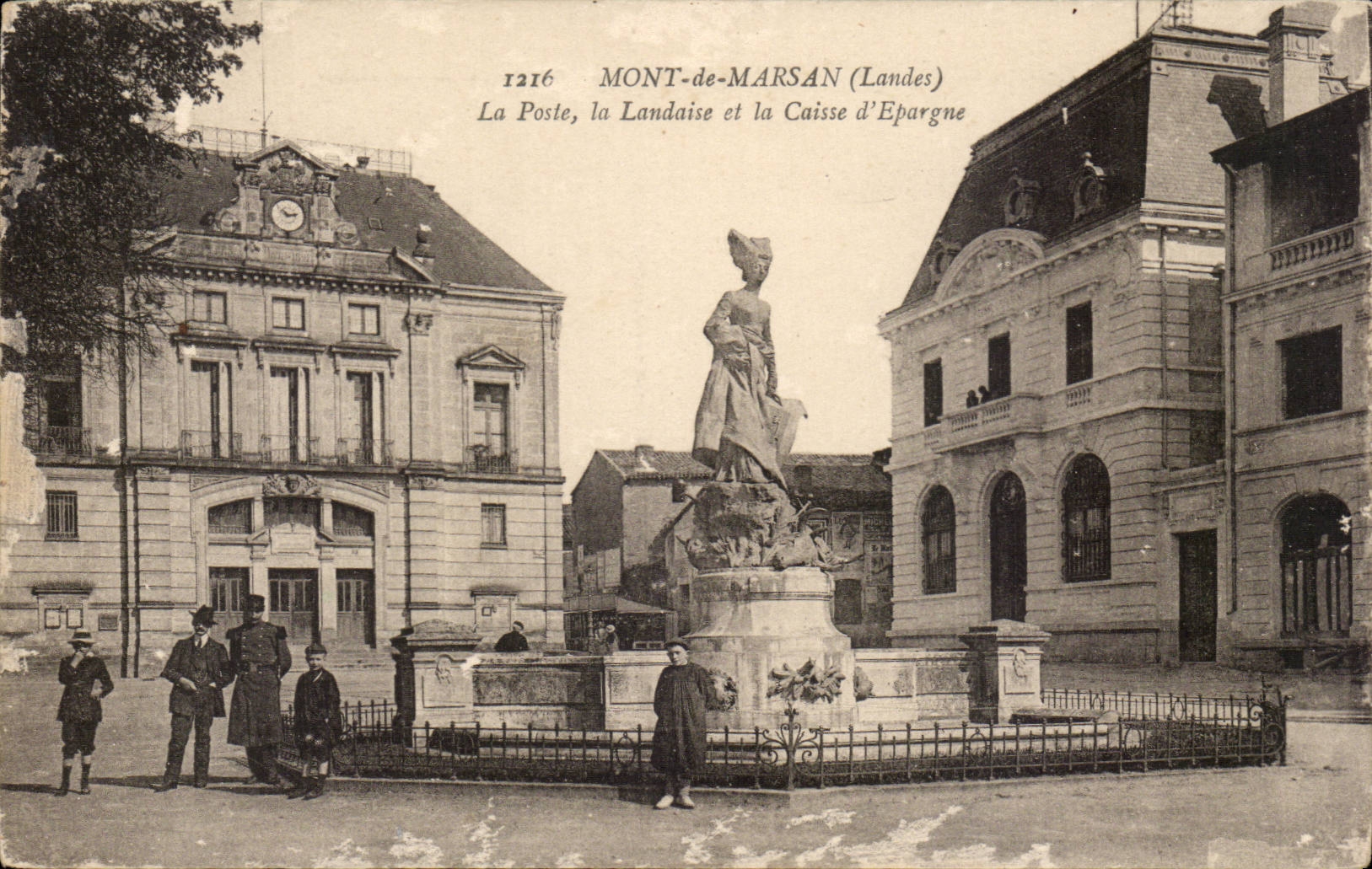 Mont de Marsan CPA La Poste la Landaise et la Caisse d'Epargne