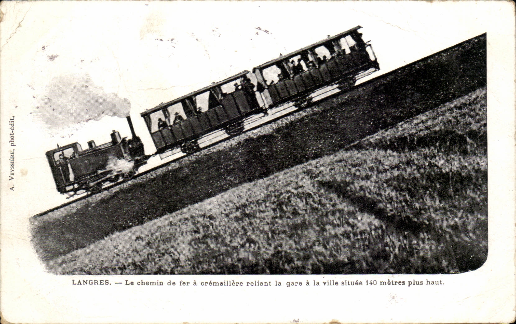 Langres CPA Le chemin de fer a cremaillere reliant la gare a la ville situee 140 metres plus haut