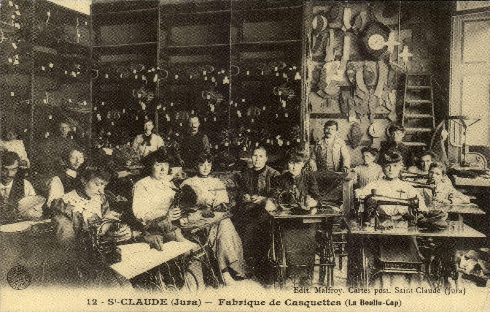 REPRODUCTION St Claude Fabrique de casquettes (le Boulu Cap)